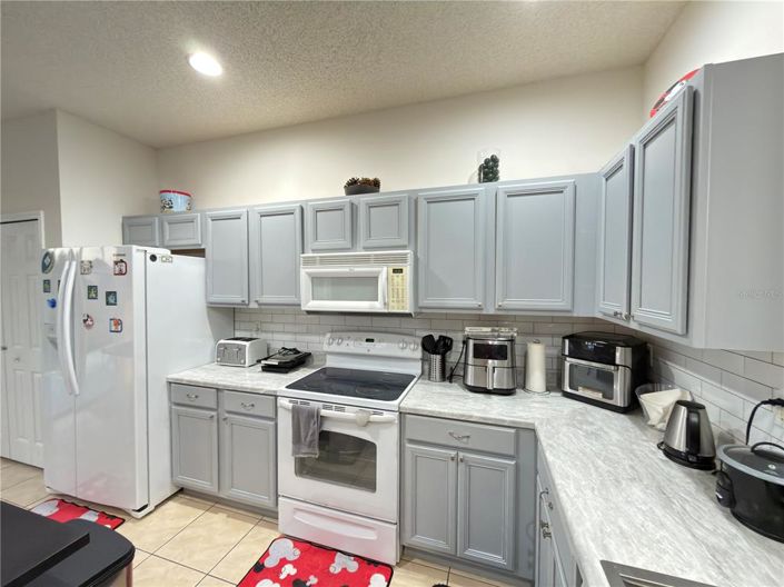 Image No.11-6 Bed Property for sale