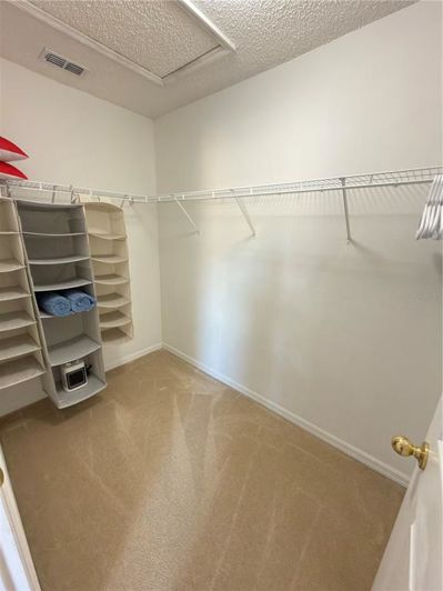 Image No.36-6 Bed Property for sale