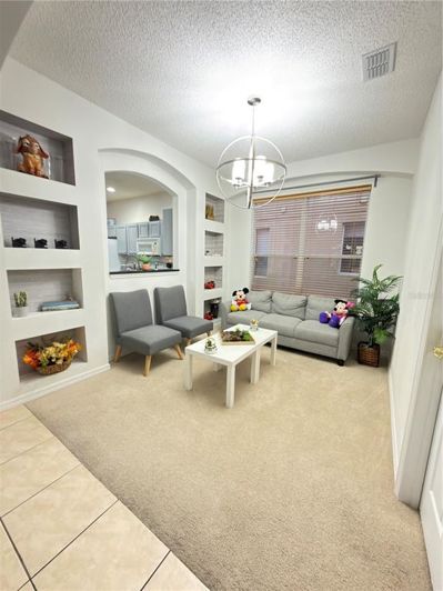 Image No.8-6 Bed Property for sale