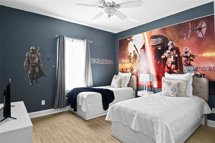 Image No.24-5 Bed Townhouse for sale