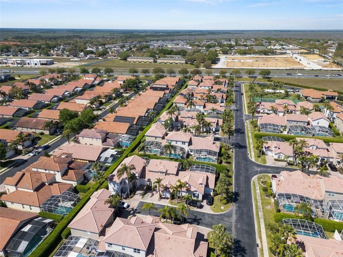 Image No.31-5 Bed Townhouse for sale