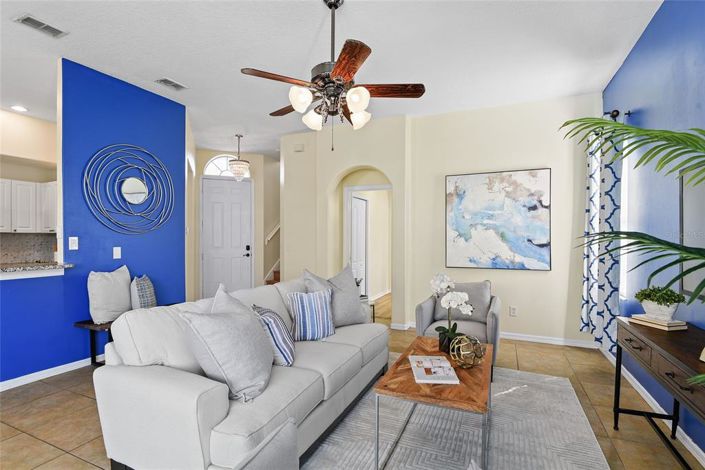 Image No.5-5 Bed Townhouse for sale