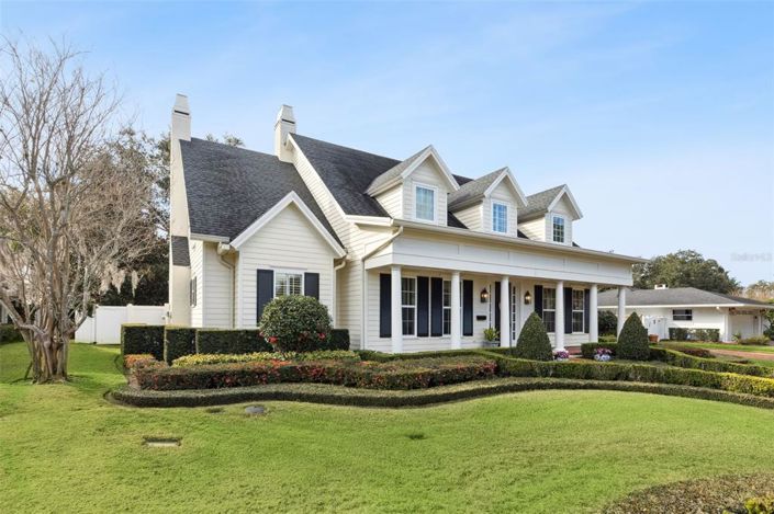 Image No.2-5 Bed Property for sale