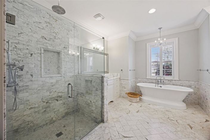 Image No.30-5 Bed Property for sale