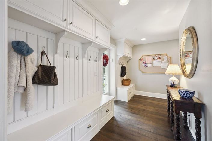 Image No.35-5 Bed Property for sale