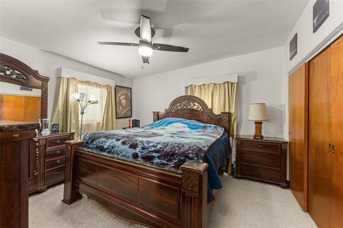 Image No.19-4 Bed Property for sale