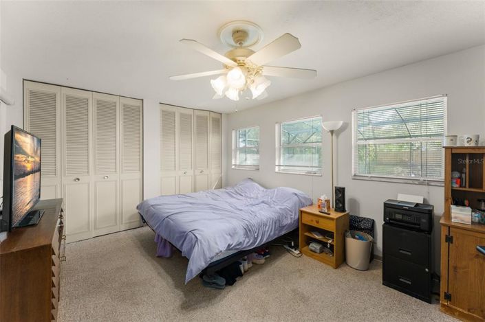 Image No.28-4 Bed Property for sale