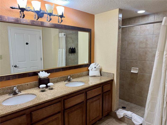 Image No.26-3 Bed Property for sale