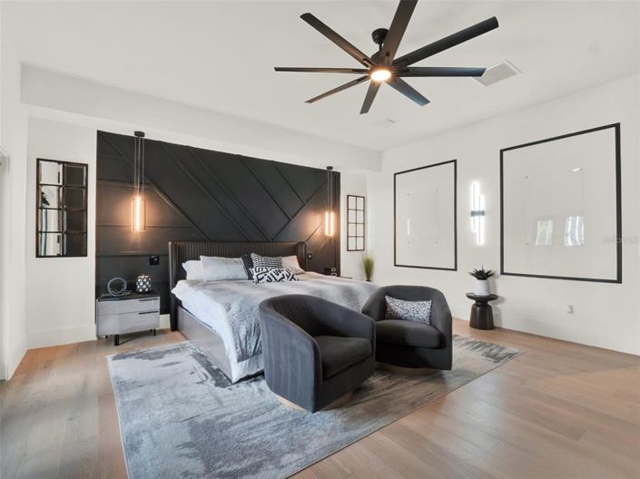 Image No.21-5 Bed Property for sale