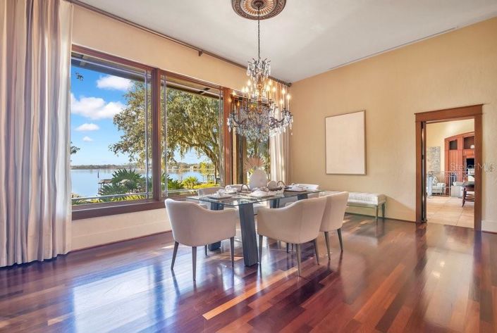 Image No.18-4 Bed Property for sale