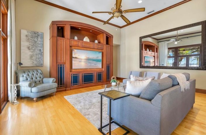 Image No.29-4 Bed Property for sale