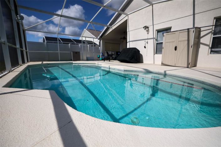 Image No.27-4 Bed Property for sale