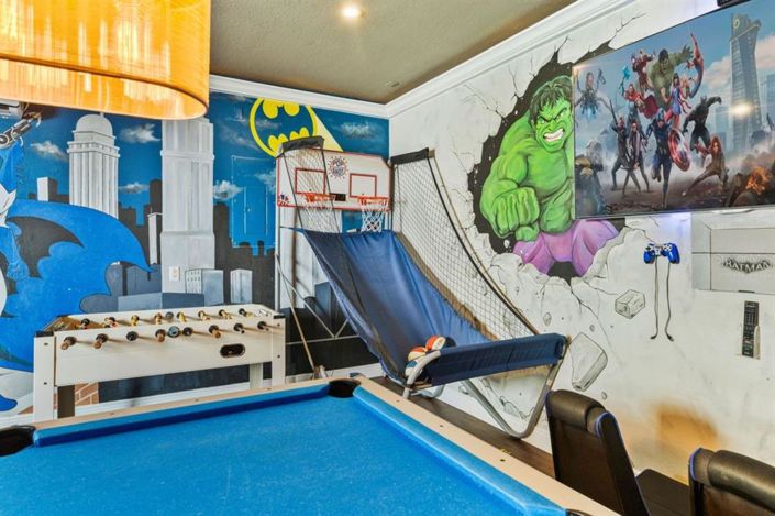 Image No.23-6 Bed Property for sale