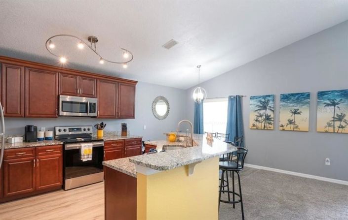 Image No.8-Propriété de 4 chambres à vendre à Kissimmee