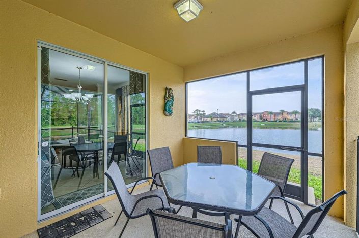 Image No.5-Propriété de 6 chambres à vendre à Kissimmee