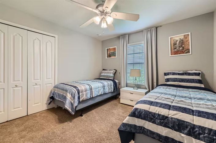 Image No.11-5 Bed Townhouse for sale