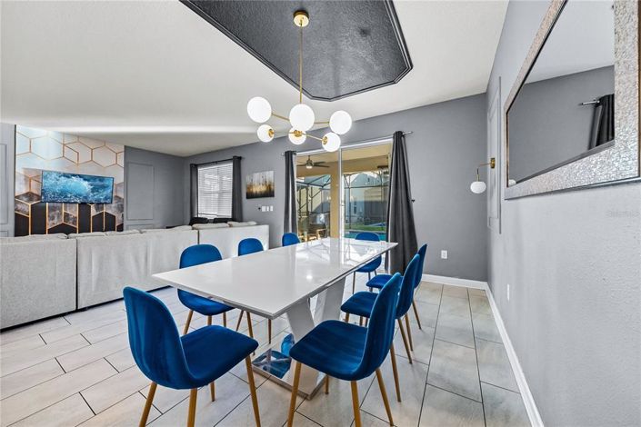 Image No.21-8 Bed Property for sale