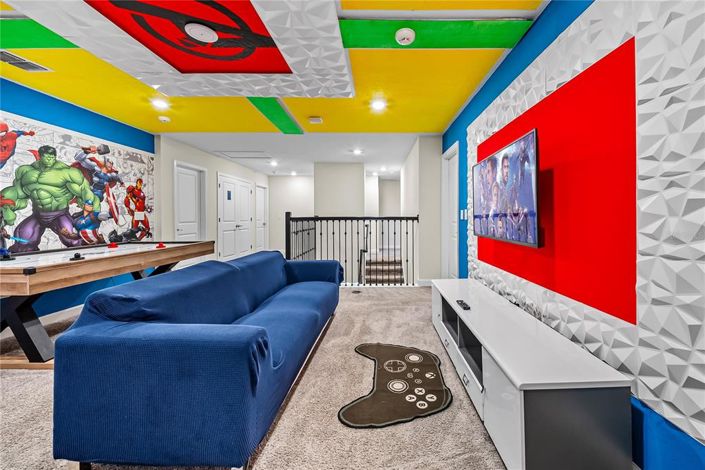 Image No.53-8 Bed Property for sale