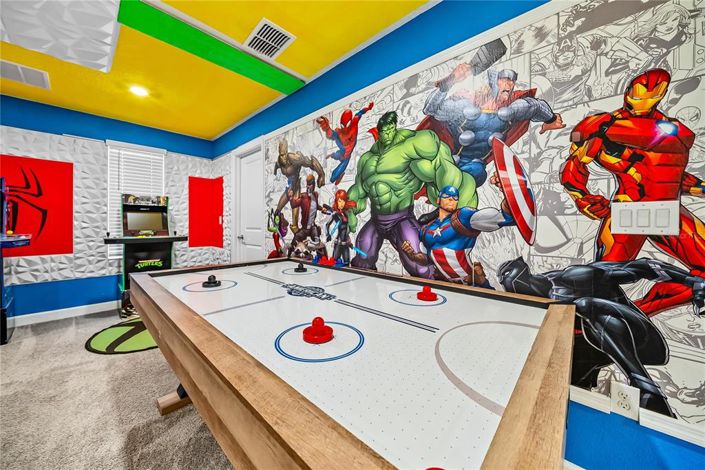 Image No.56-8 Bed Property for sale