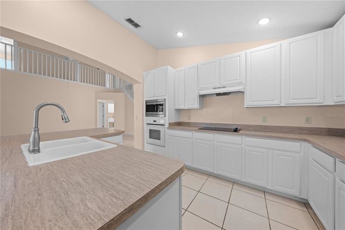 Image No.23-5 Bed Property for sale