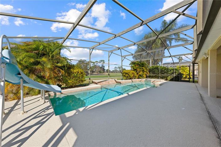 Image No.3-5 Bed Property for sale