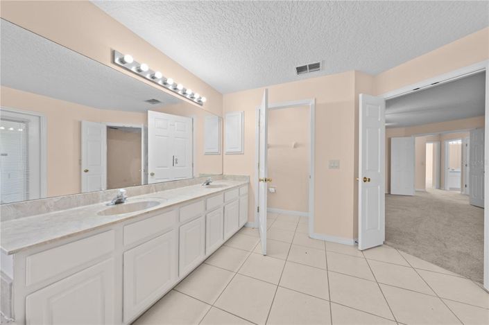 Image No.34-5 Bed Property for sale