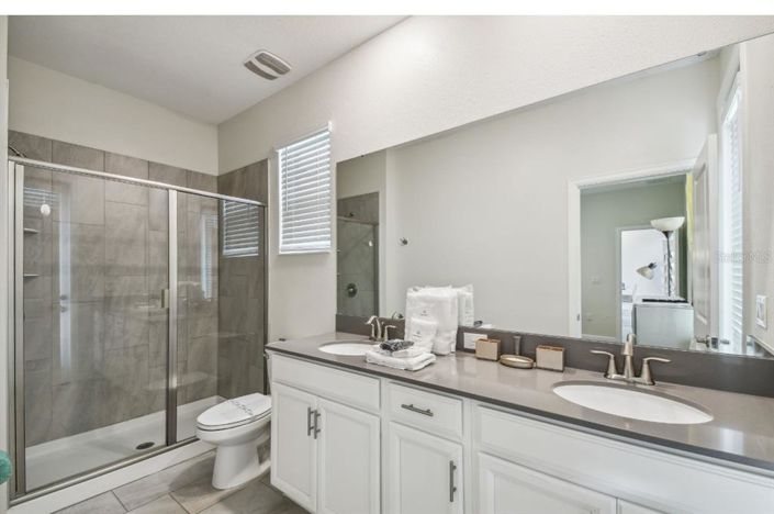 Image No.35-5 Bed Property for sale