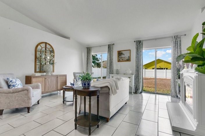 Image No.15-Propriété de 4 chambres à vendre à Haines City