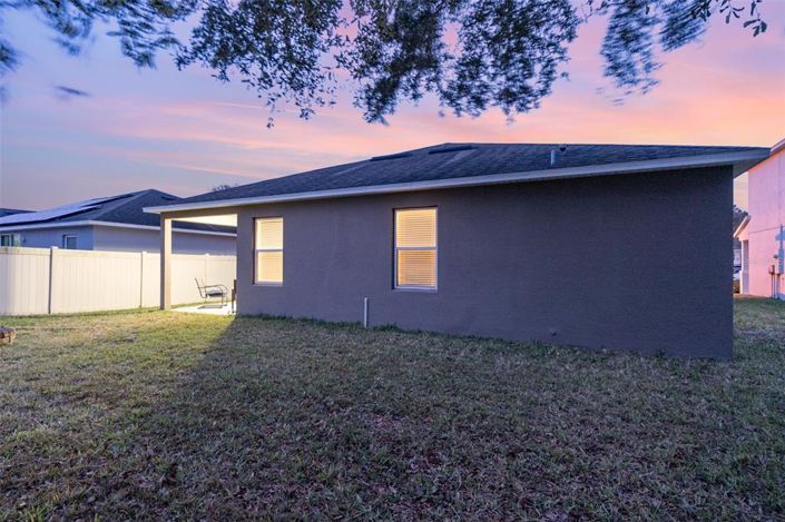 Image No.25-3 Bed Property for sale