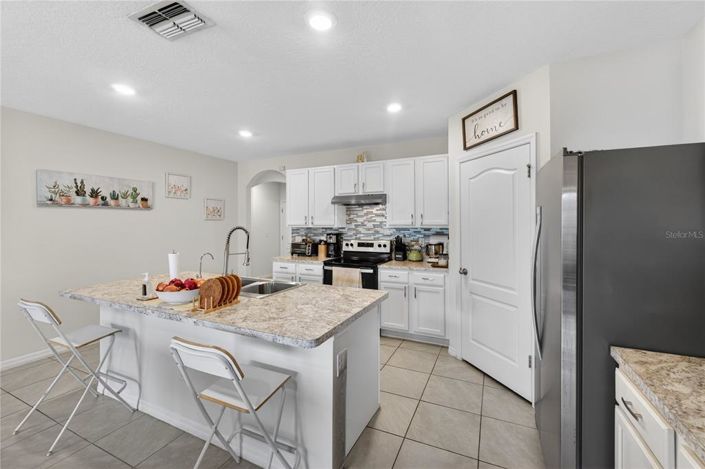 Image No.11-4 Bed Property for sale