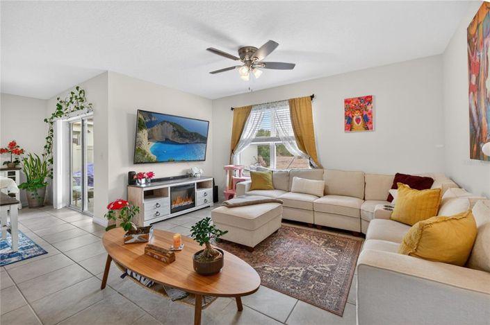 Image No.24-4 Bed Property for sale