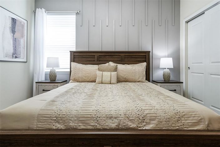 Image No.15-7 Bed Property for sale