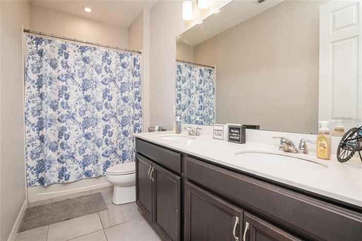 Image No.5-4 Bed Property for sale