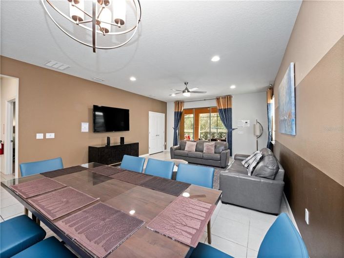 Image No.11-6 Bed Property for sale