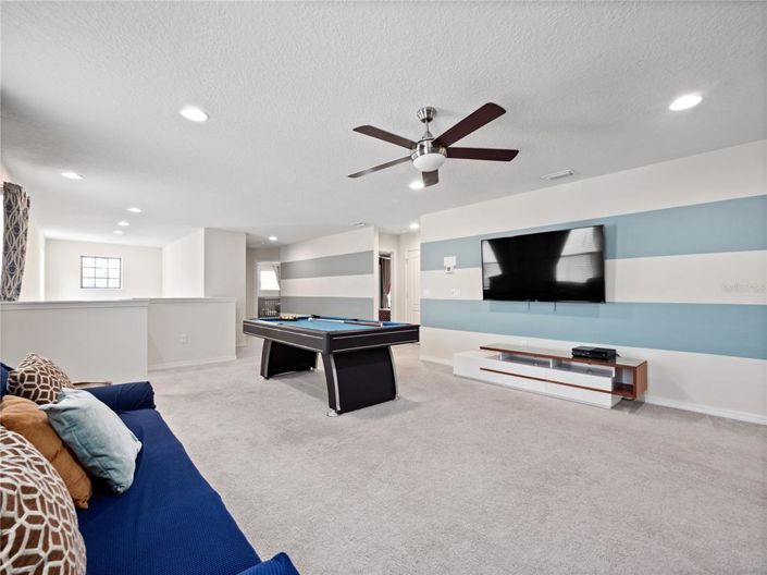 Image No.19-6 Bed Property for sale