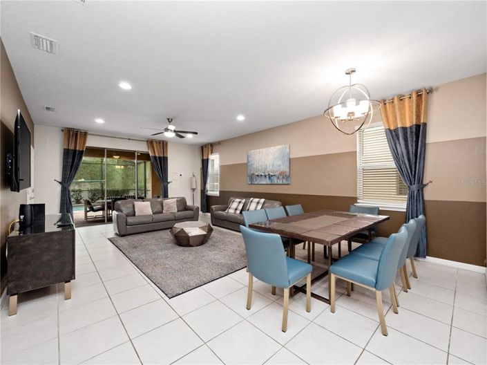 Image No.2-6 Bed Property for sale