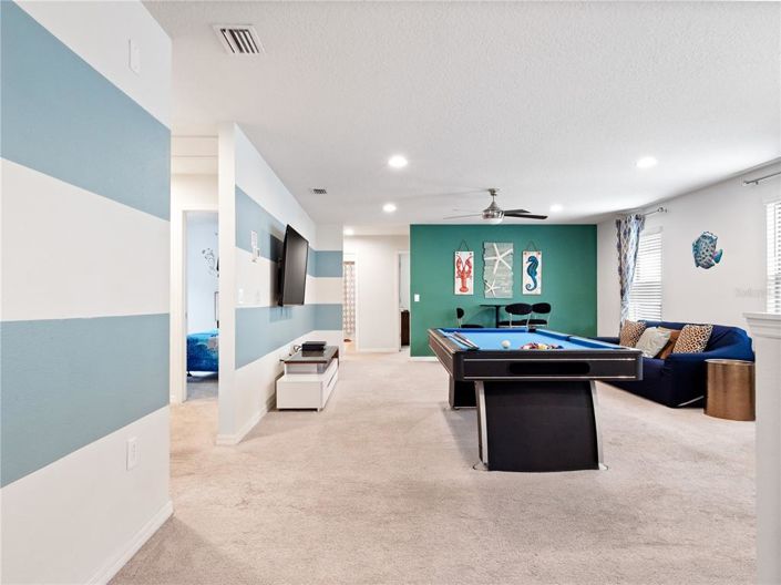 Image No.20-6 Bed Property for sale