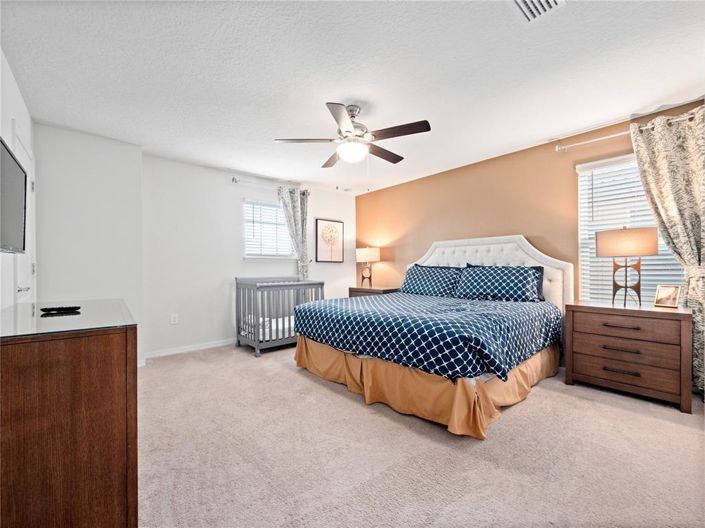 Image No.23-6 Bed Property for sale