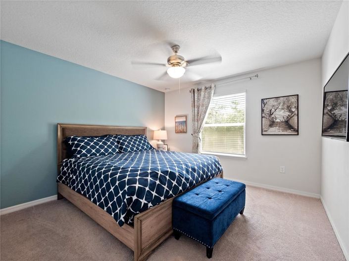 Image No.30-6 Bed Property for sale