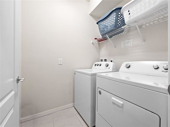 Image No.32-6 Bed Property for sale