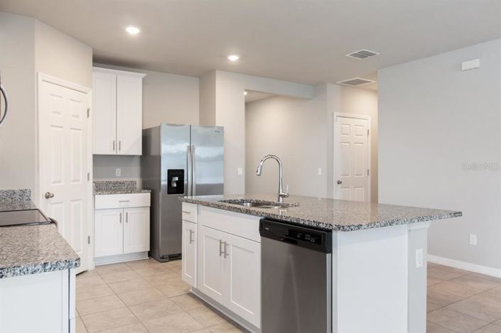 Image No.14-3 Bed Property for sale