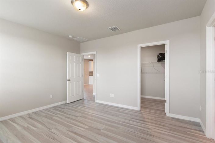 Image No.23-3 Bed Property for sale