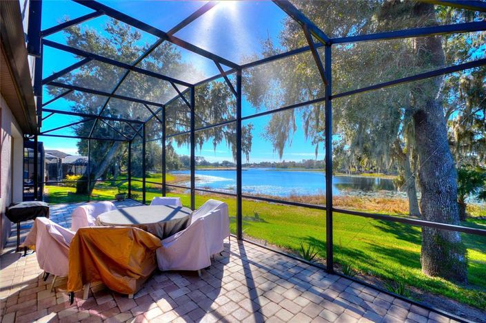 Image No.9-3 Bed Property for sale