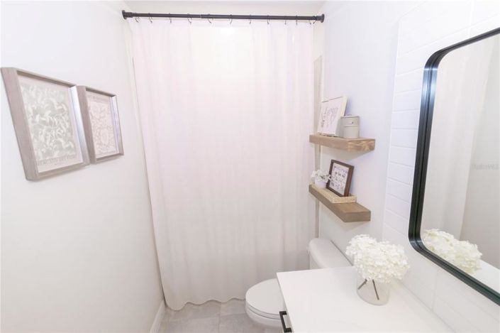 Image No.16-4 Bed Property for sale