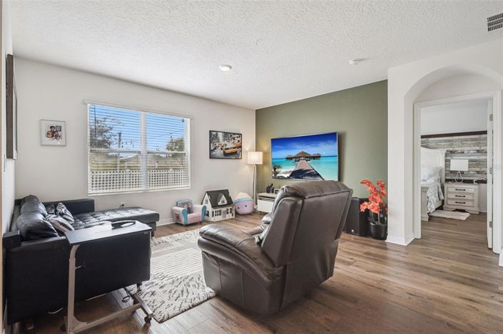 Image No.5-Propriété de 4 chambres à vendre à Davenport