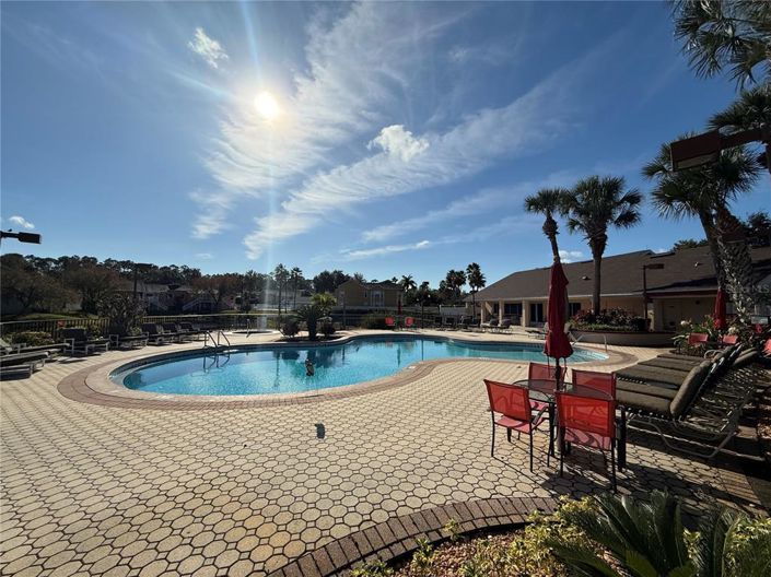 Image No.28-2 Bed Townhouse for sale