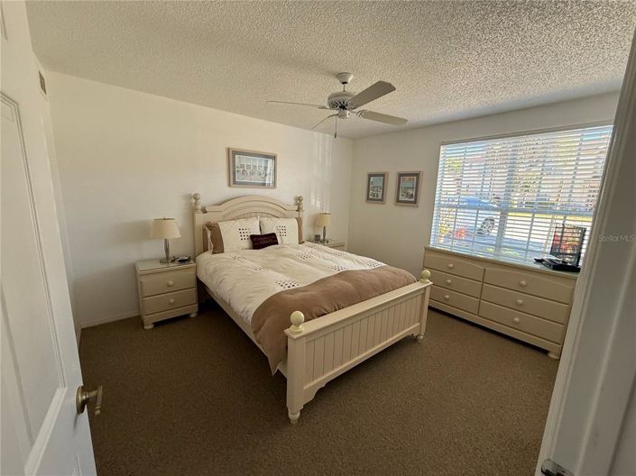 Image No.8-2 Bed Townhouse for sale