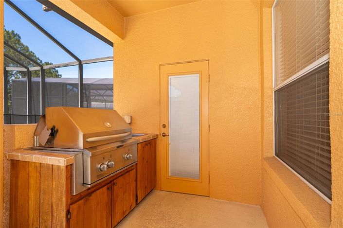 Image No.40-5 Bed Property for sale