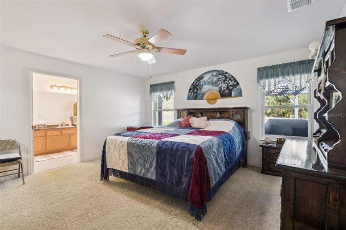 Image No.17-3 Bed Property for sale