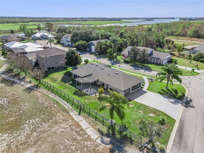 Image No.45-3 Bed Property for sale